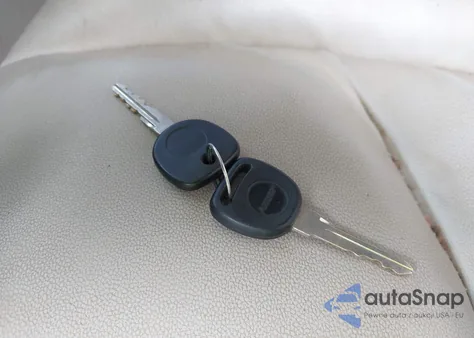 2005 Chevrolet Tahoe Lt from USA, damaged, VIN 1GNEC13T05J230011